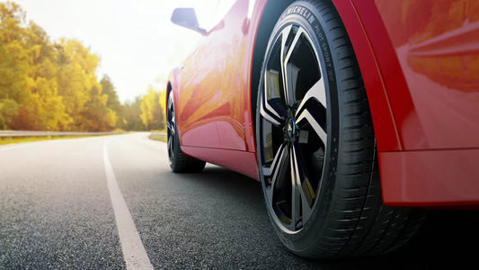 Come trattare le gomme da vero detailer